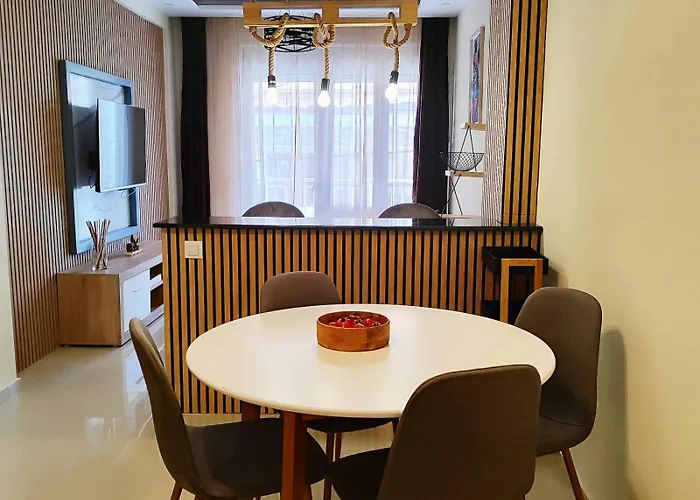 公寓 Marietta's Luxury For 5 *