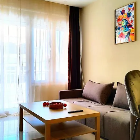 Marietta's Luxury For 5 * Peraía